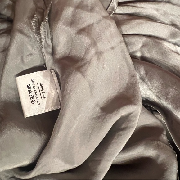 Cuyana Silk Grey Silver Halter Tank - Picture 3 of 4